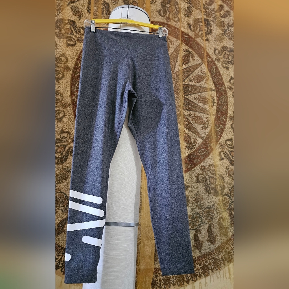 Mondetta Gray Leggings - Size S